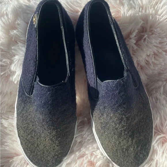 Tory Burch  Navy & Green Ombré Wool Stardust Slip On Sneaker - Picture 3 of 7